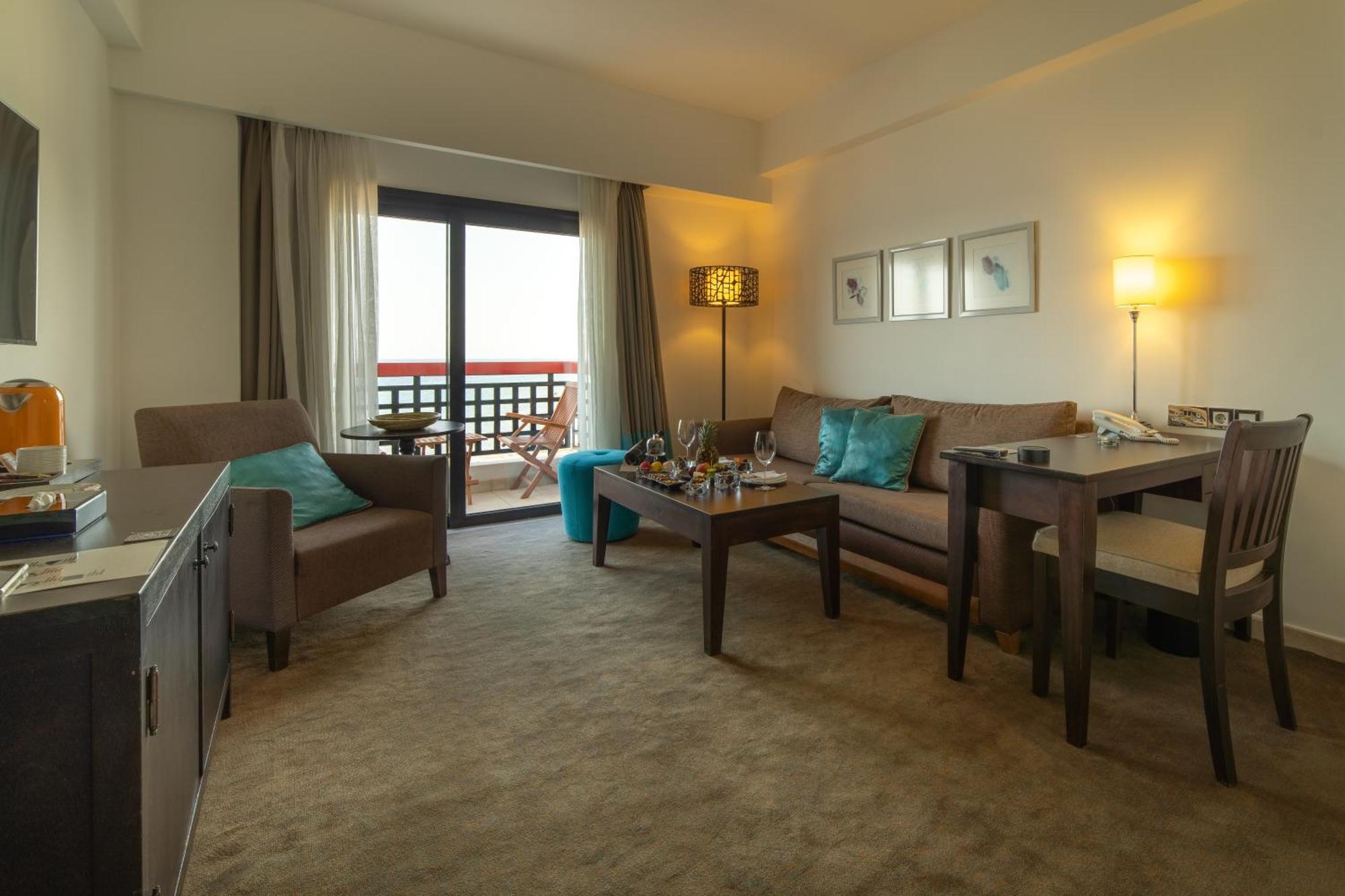 Arkin Palm Beach Hotel Famagusta  Bagian luar foto