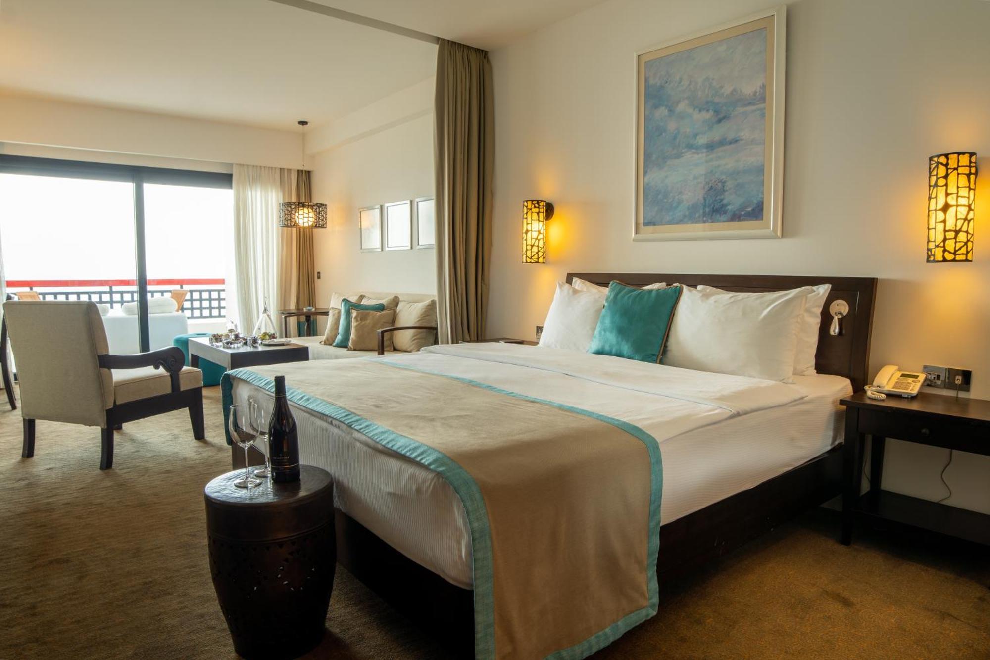 Arkin Palm Beach Hotel Famagusta  Bagian luar foto